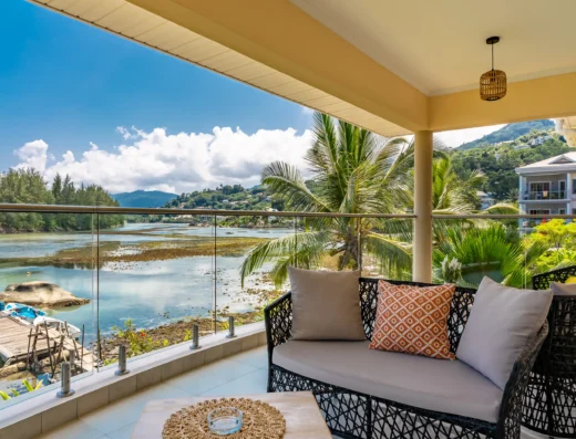 Mae Waterfront Apartment (2 Bedroom)